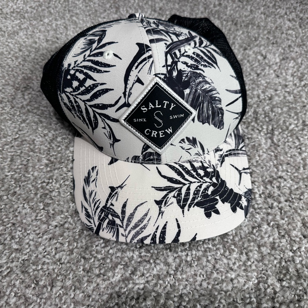Women’s Salty Crew Hat